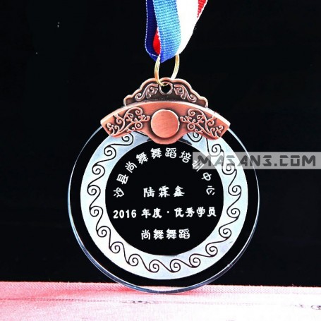 الكريستال ميداليات المدرجة معدن الكريستال ميدالية شارات مخصص الألعاب الرياضية ميداليات الهدايا بالجملة